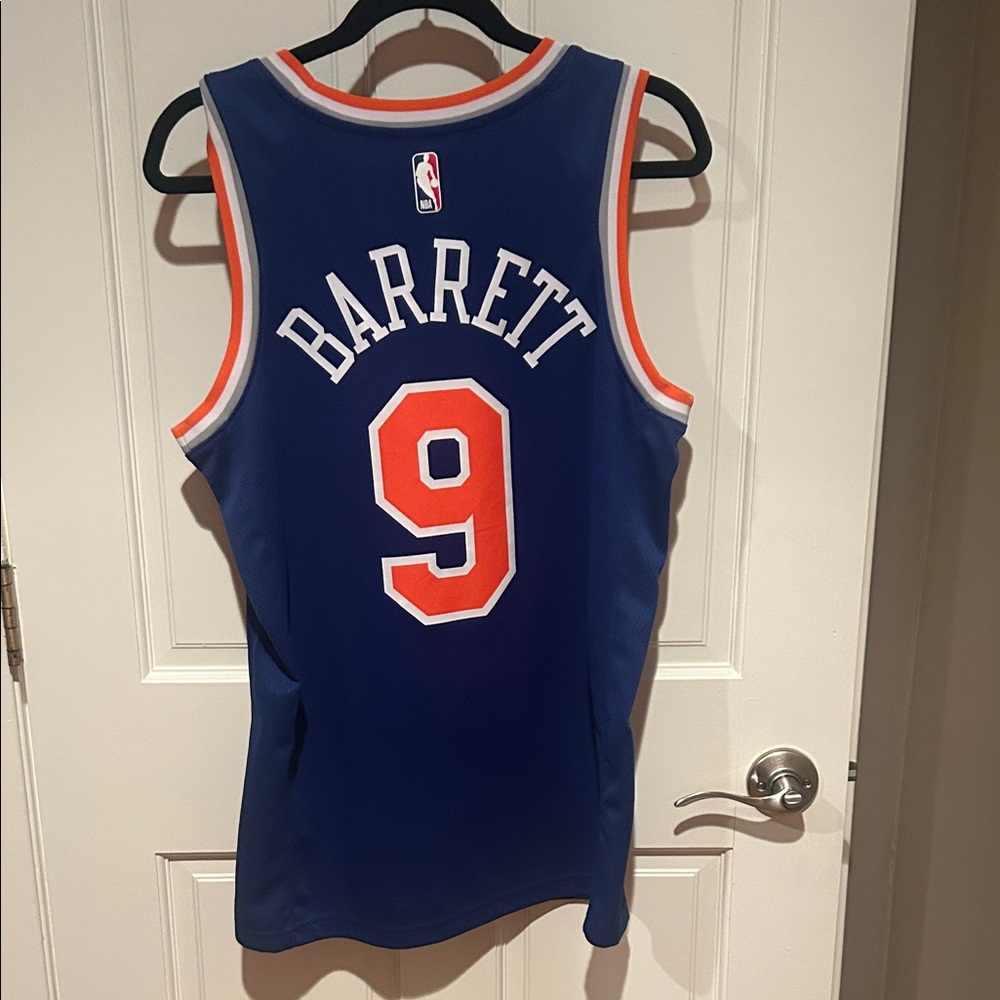RJ Barrett - former Knick player Medium Adult Nike dry fit jersey - Picture 2 of 4